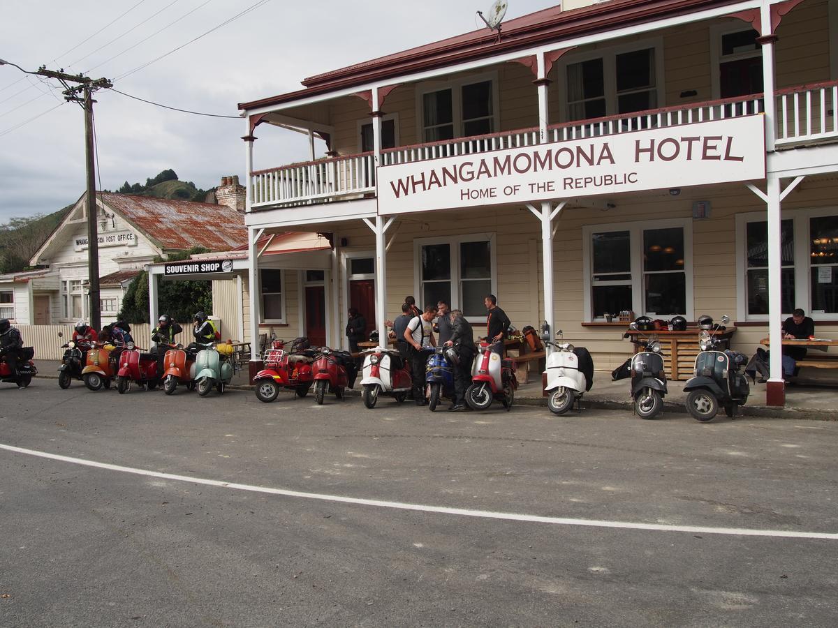 Whangamomona Hotel Stratford Exterior photo