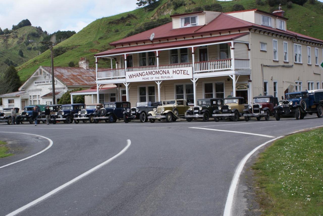 Whangamomona Hotel Stratford Exterior photo